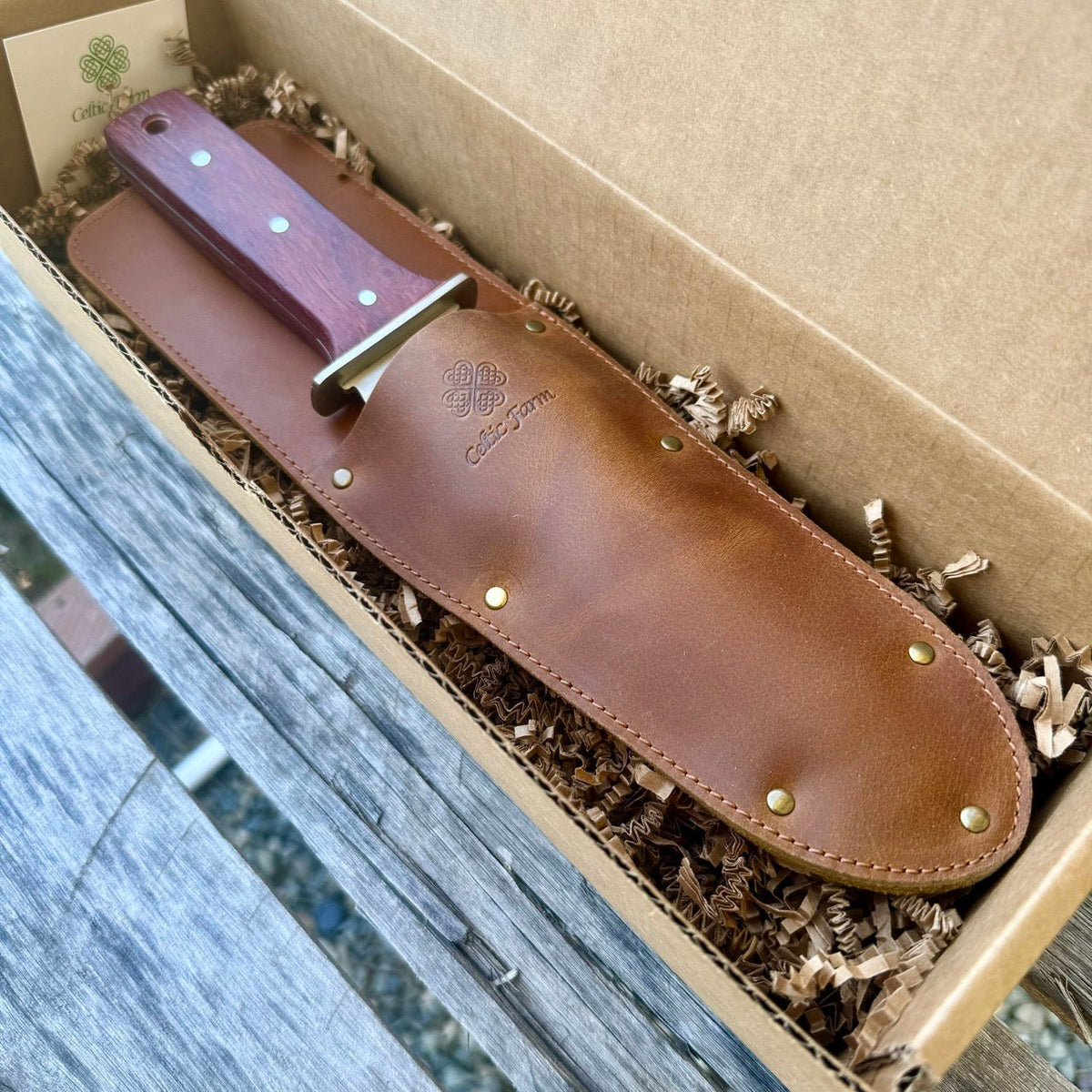 Hori Hori Garden Gift Box | Hori, Custom Leather Sheath & Dual Surface Diamond Sharpener