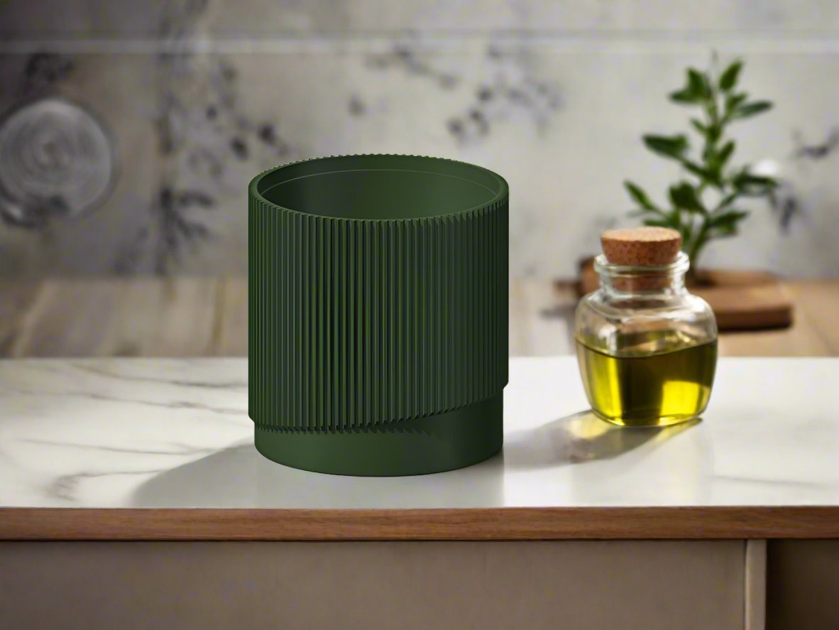 plant pots with drainage and saucer Modern Sprout